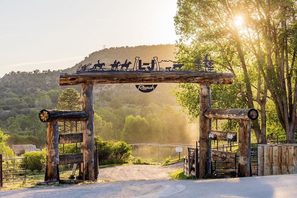 Log entrance to L-J Ranch, home of LePlatt’s Pond.